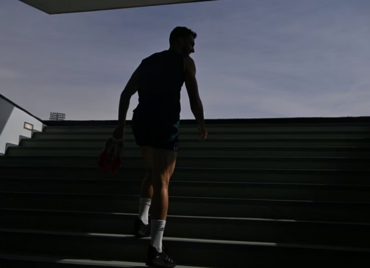  迪拜季中訓練營開啟，阿森納官網(wǎng)曬球隊訓練圖集