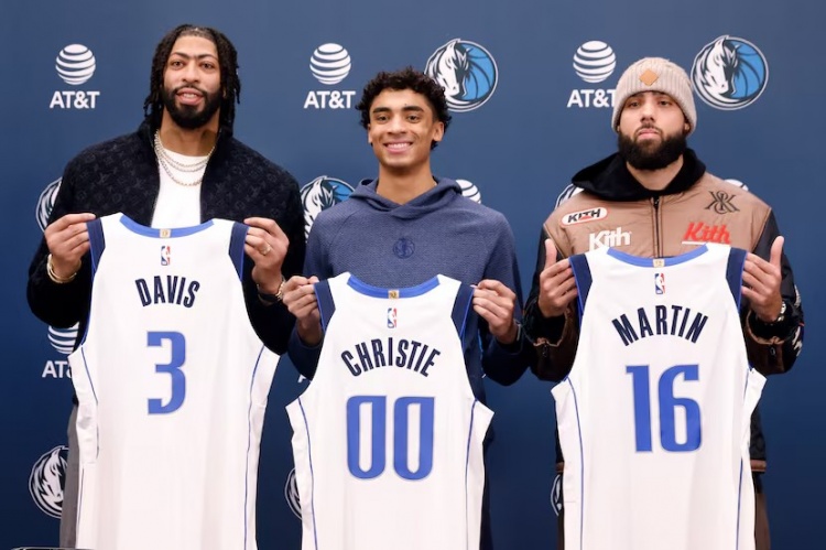  凱萊布-馬?。菏虑榘l(fā)展變化得很快  我覺得自己很適合獨行俠