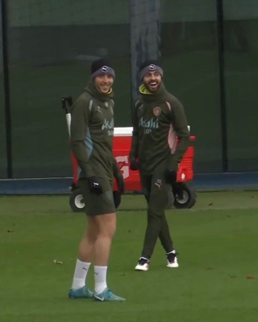  傷勢并無大礙！冬窗新援尼科-岡薩雷斯已經(jīng)回歸曼城訓(xùn)練