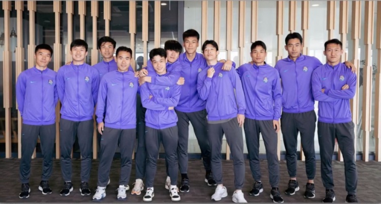  津門(mén)虎官方：與王秋明、巴頓、郭皓、謝維軍、楊梓豪等11人續(xù)約