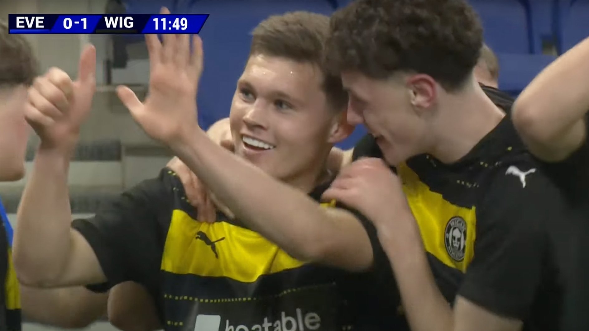  埃弗頓新球場試運營首場輸球，首個進(jìn)球者是紅軍球迷&進(jìn)球后嘲諷