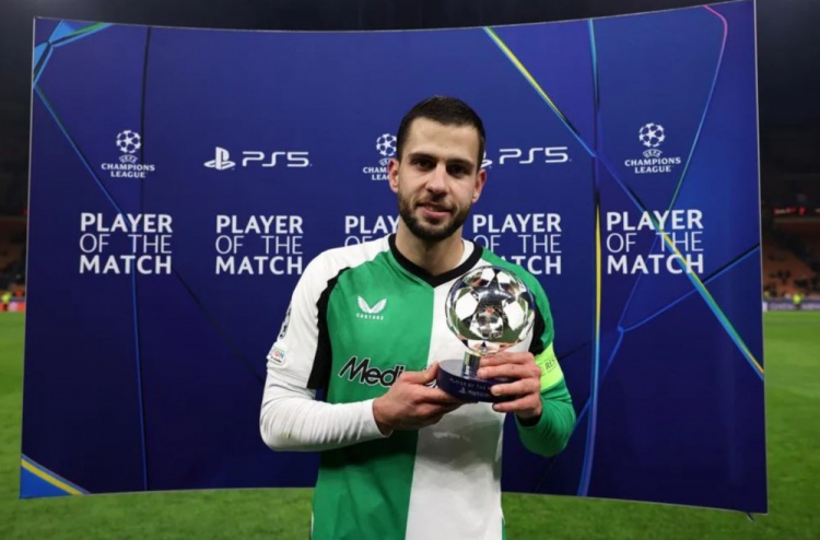  5解圍！官方：費耶諾德后衛(wèi)漢茨科當(dāng)選米蘭1-1費耶諾德全場最佳