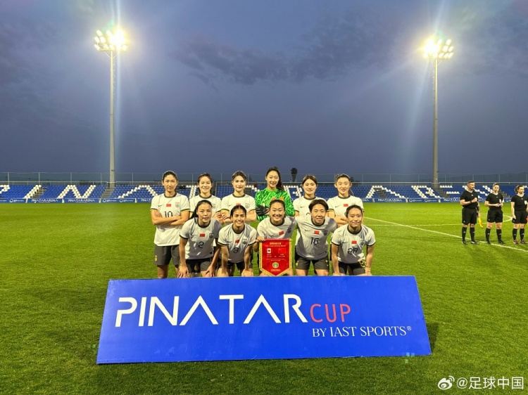  國(guó)際邀請(qǐng)賽-中國(guó)女足1-1加拿大女足，金坤下半場(chǎng)門前搶點(diǎn)破門