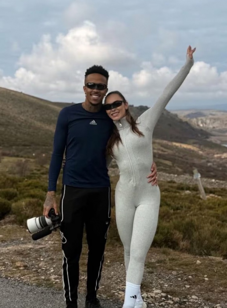  膝蓋傷勢恢復(fù)順利！阿斯：米利唐近日和妻子去爬山，徒步約3小時(shí)