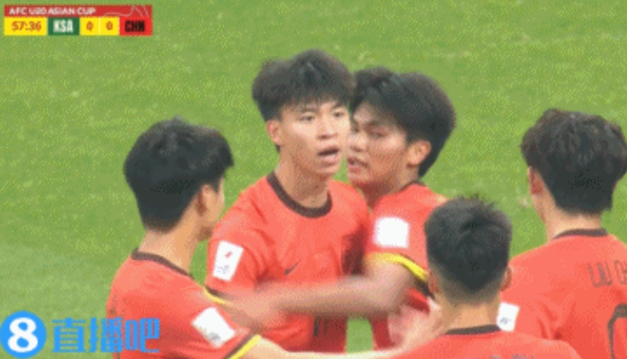  似乎是王鈺棟讓點(diǎn)？王鈺棟造點(diǎn)后對(duì)劉誠宇說了兩句，隨后后者丟點(diǎn)