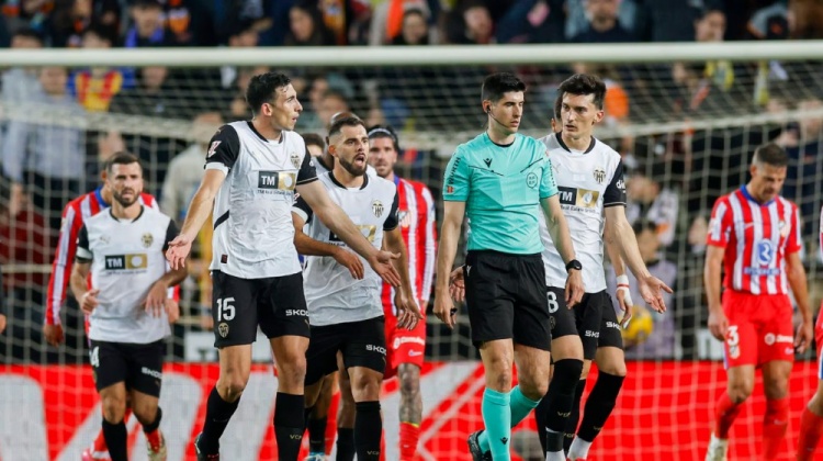  不滿裁判判罰，瓦倫西亞賽后發(fā)文：我們尊重裁判，但這是一個點球