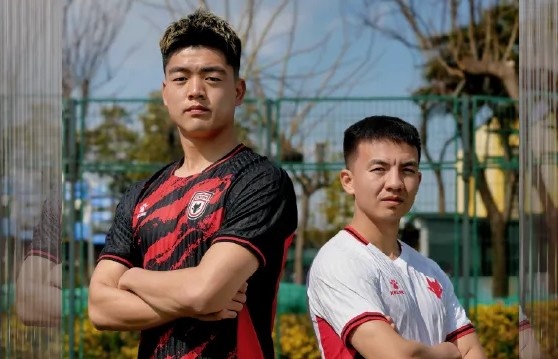  陜西聯(lián)合發(fā)布2025賽季球衣，主場(chǎng)沿用紅黑經(jīng)典配色/客場(chǎng)白色