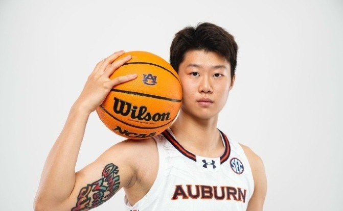  在NCAA加油！啟蒙教練：別人練完鄧雨婷加練 每天要進100個3分球