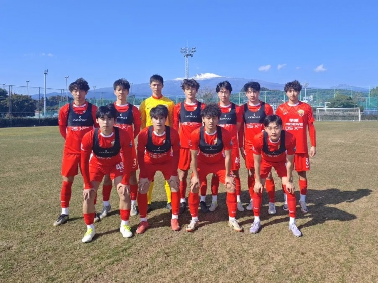  上海海港B隊(duì)結(jié)束海外拉練，將迎新賽季中乙聯(lián)賽