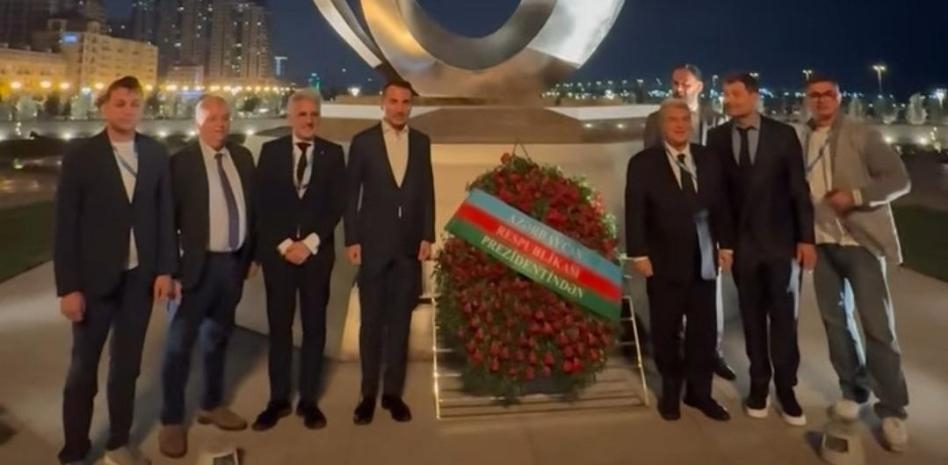  世體：拉波爾塔將前往阿塞拜疆，尋找?guī)透纳瓢退_經(jīng)濟(jì)狀況的投資者