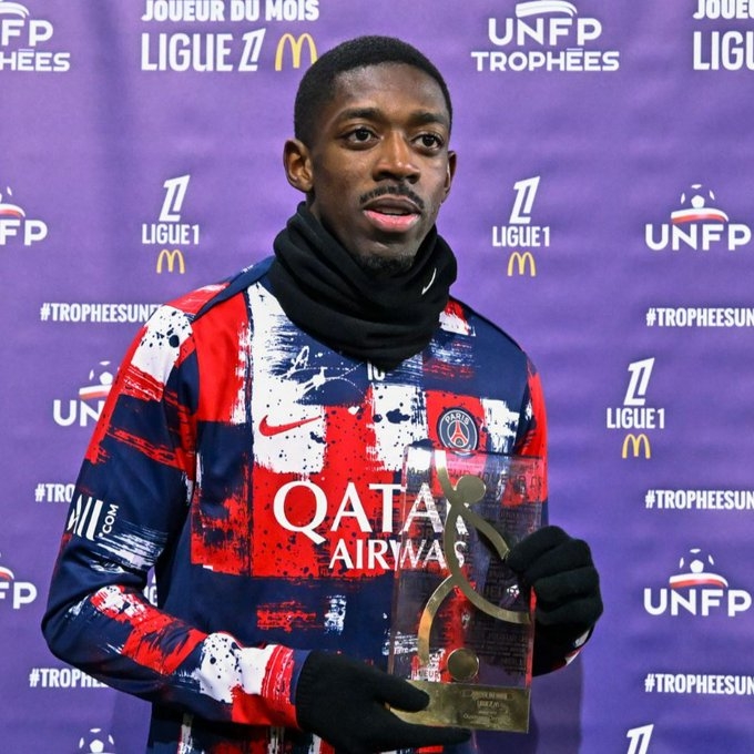  狀態(tài)火熱！登貝萊領(lǐng)取法甲1月最佳球員獎(jiǎng)杯，得票率39%