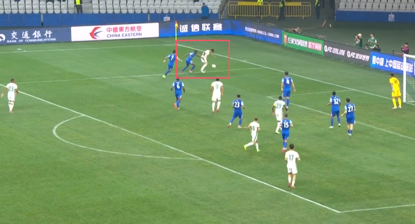  申花短板？馬納法與京滬德比兩粒丟球有關(guān)，邊路被過遭李磊起球