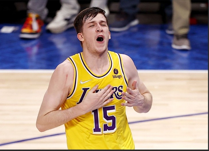  東皇身邊的三當(dāng)家 湖人該給里夫斯多大的新合同？