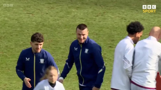  曾因咬人被禁8場(chǎng)！種族歧視漢尼拔 伯恩利眾將拒絕與對(duì)手前鋒握手