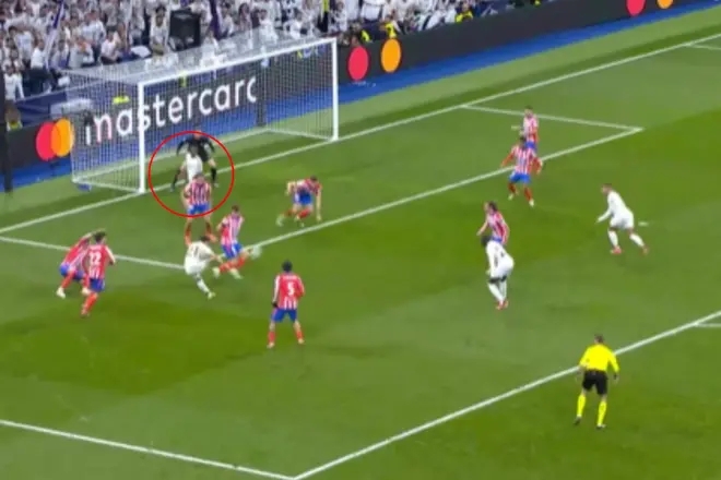  分析師：維尼修斯越位阻擋奧布拉克視線，迪亞斯進(jìn)球應(yīng)該被判無效