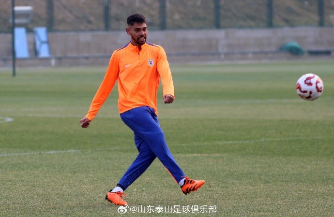  3月7日，山東泰山隊結(jié)束了短暫假期重新集中