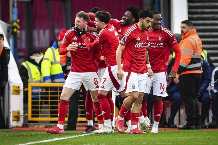  超級死忠打造失意者聯(lián)盟，歐洲冠軍回來了！