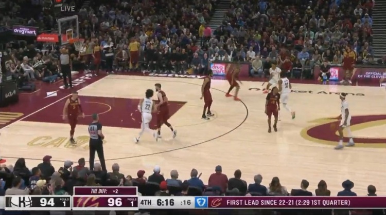  翻過來了！第四節(jié)最后6分鐘 騎士領(lǐng)先籃網(wǎng)2分&最多落后18分