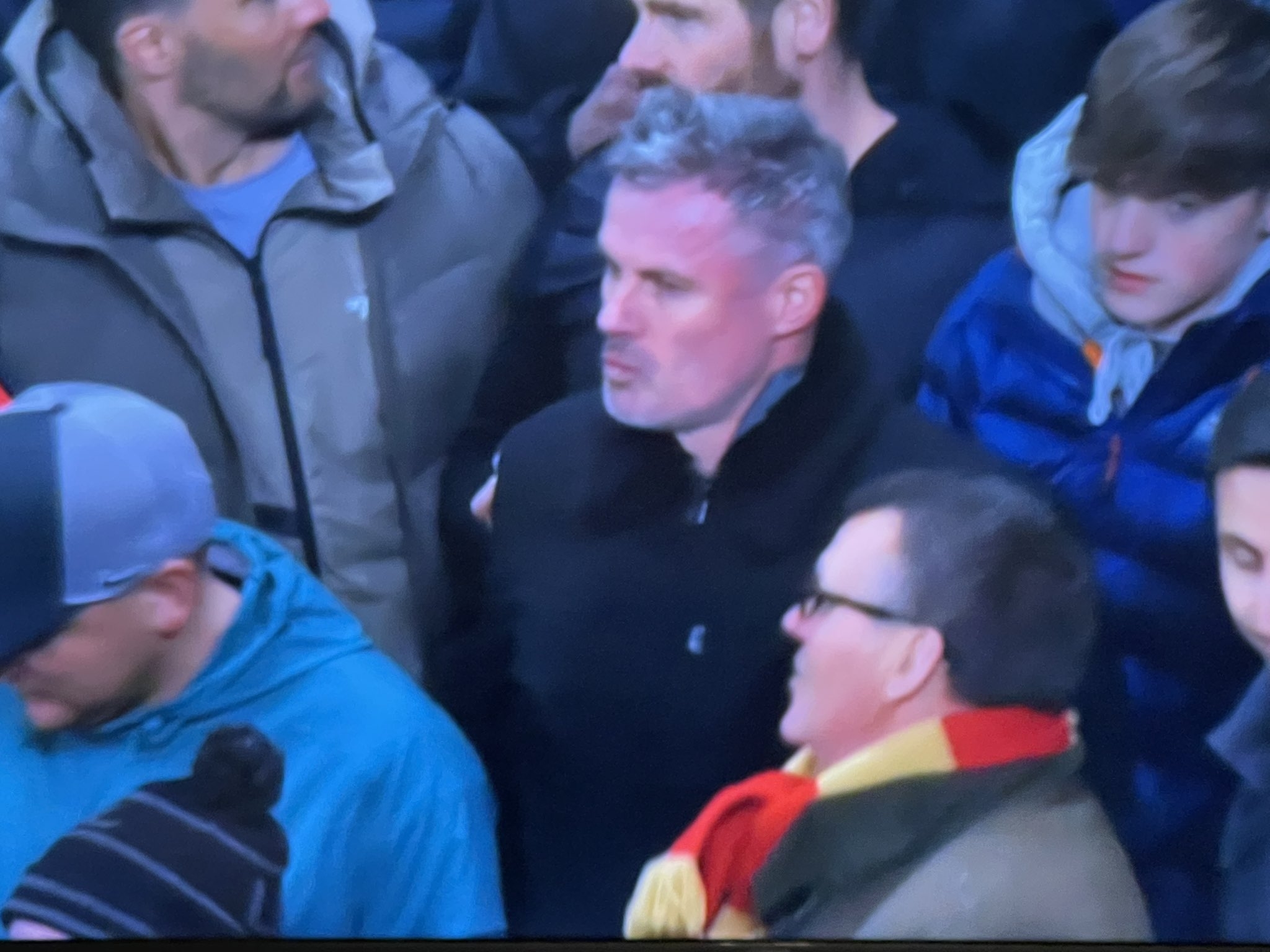  郵報：卡拉格在KOP看臺目睹利物浦出局，表情嚴峻