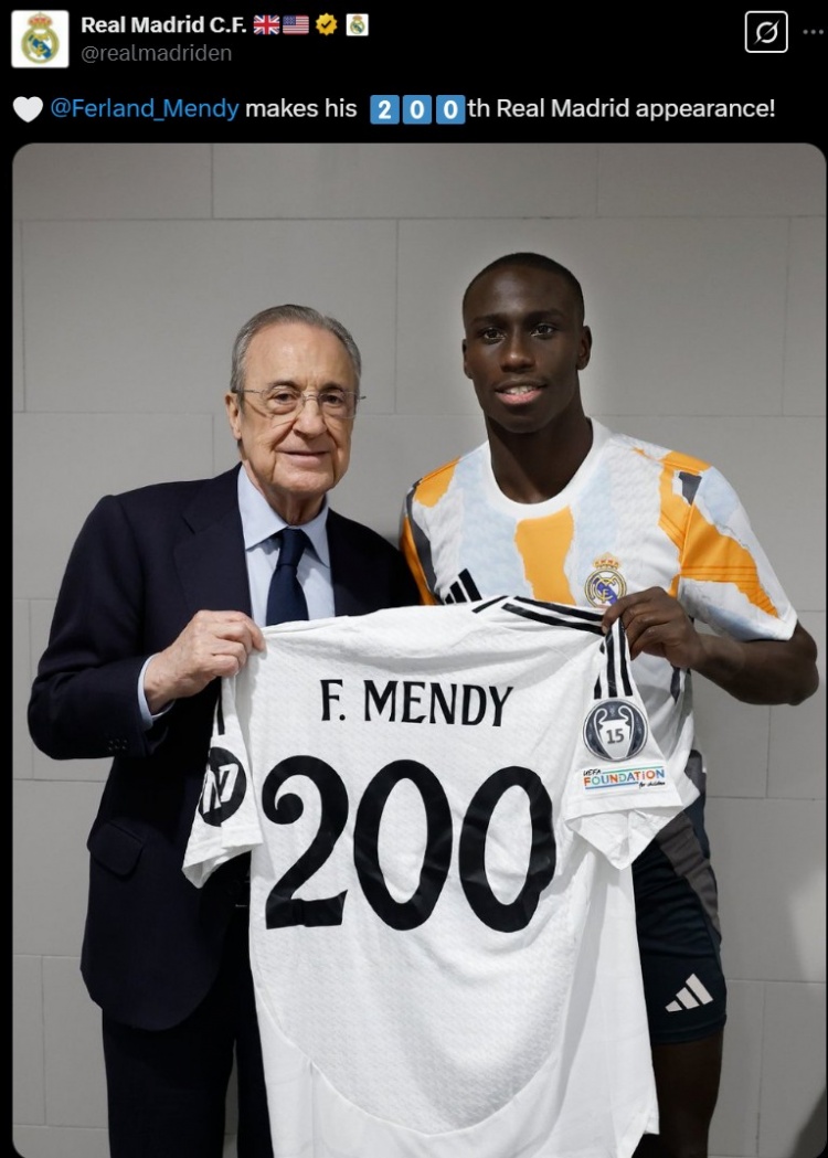  門迪達(dá)成皇馬200次出場里程碑，獲贈(zèng)紀(jì)念球衣&與弗洛倫蒂諾合影