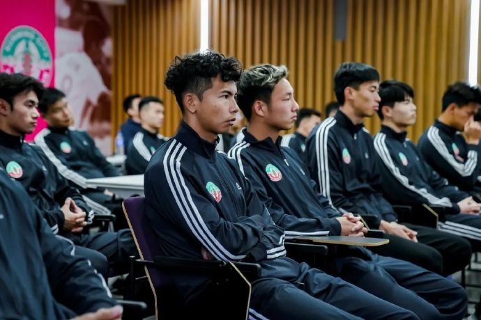  出征中乙！昆明城星足球俱樂部11日舉行新賽季見面會暨出征儀式