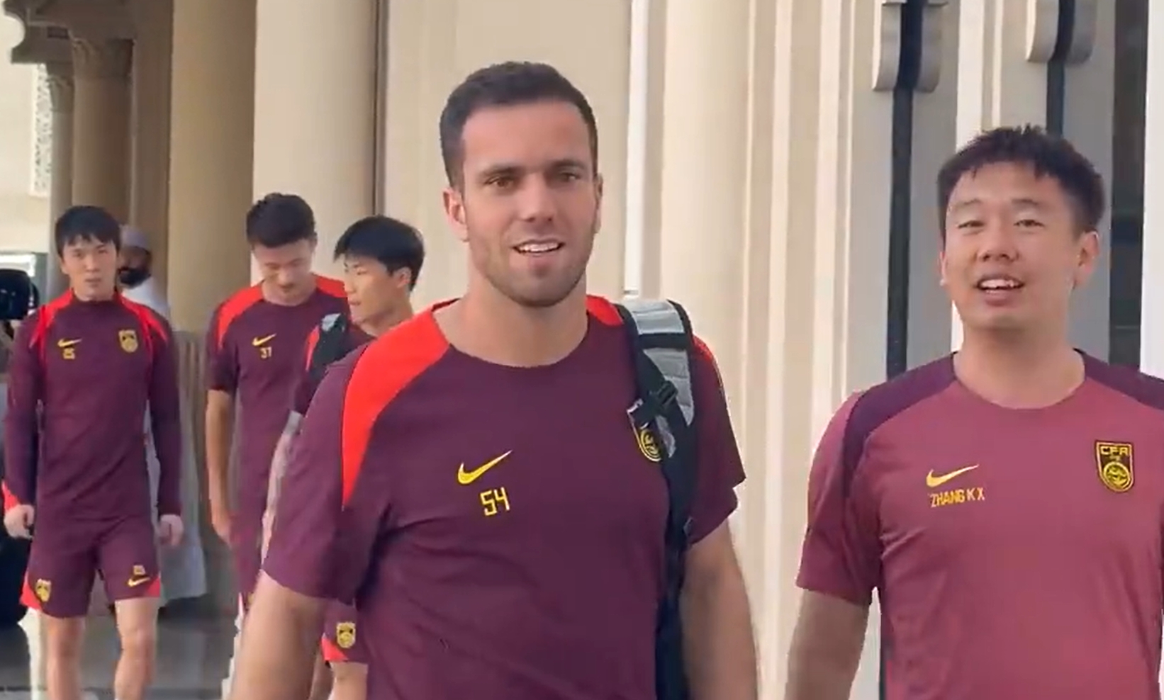  馬德興詳解：“塞鳥”能否趕上戰(zhàn)沙特，仍需FIFA批準(zhǔn)球員轉(zhuǎn)換會籍