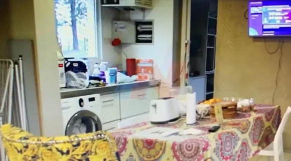  律師控訴：馬拉多納去世前住的房子是個(gè)豬圈！浴室不到1米寬