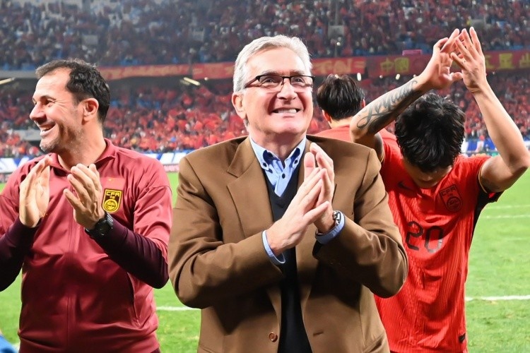  國足迎來蛻變??老將新人各司其職，“嵌合體”陣容迎來蛻變時刻