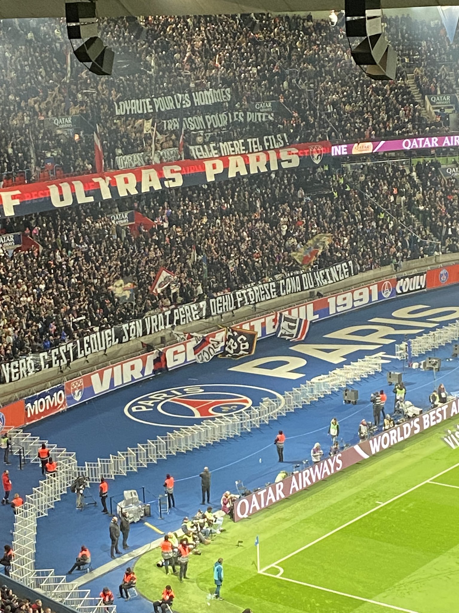  巴黎球迷批拉比奧特：忠誠(chéng)屬于男人，背叛是婊子，有其母必有其子