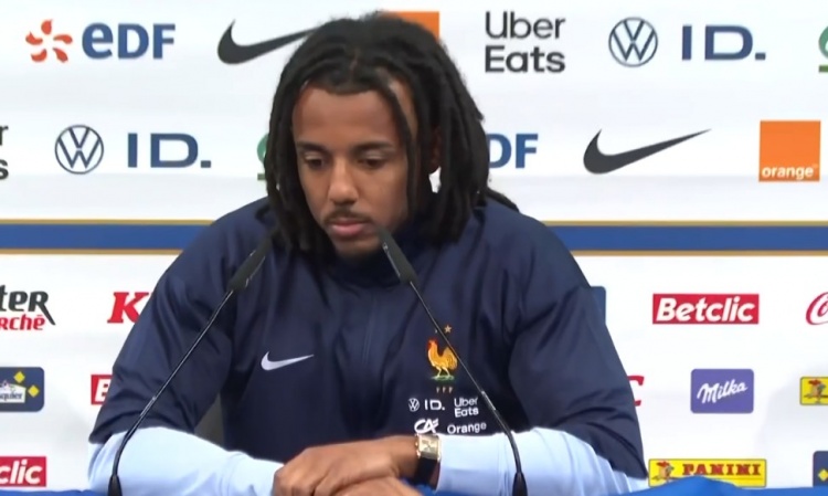  金球獎？孔德：巴薩&法國隊友表現(xiàn)都極其出色 很難確定熱門人選