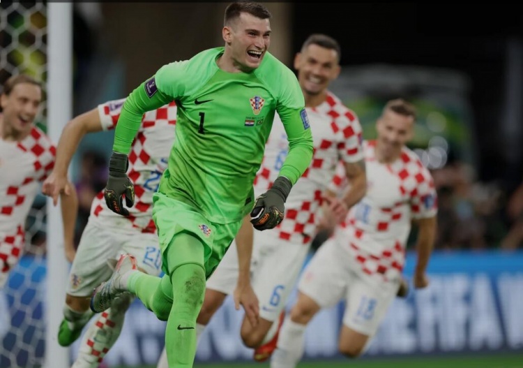  克羅地亞門將：法國隊擁有世界上最好的球員，我們要始終保持警惕