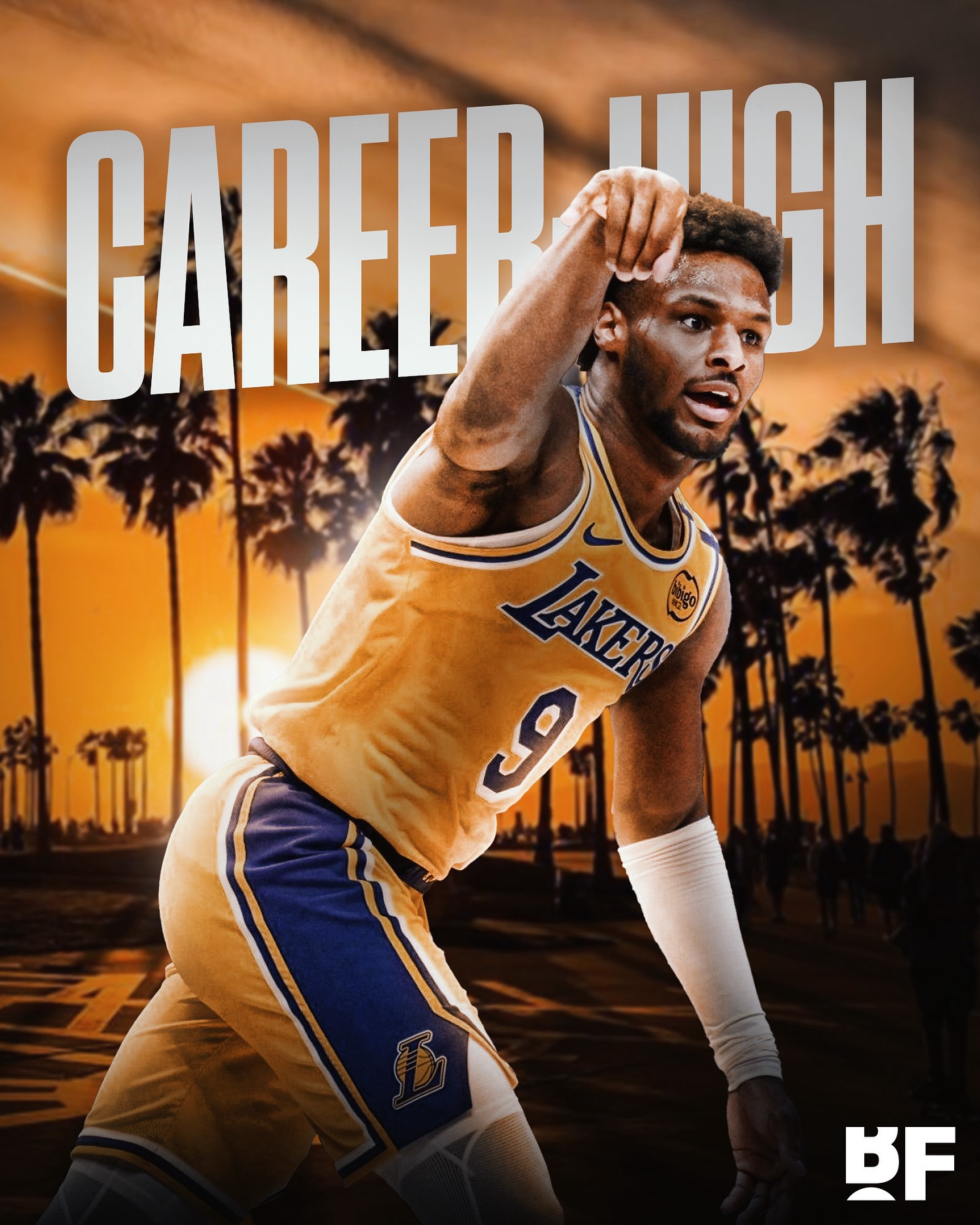  隊(duì)內(nèi)頭號得分手！布朗尼斬獲生涯新高17分 四分衛(wèi)長傳偶露崢嶸