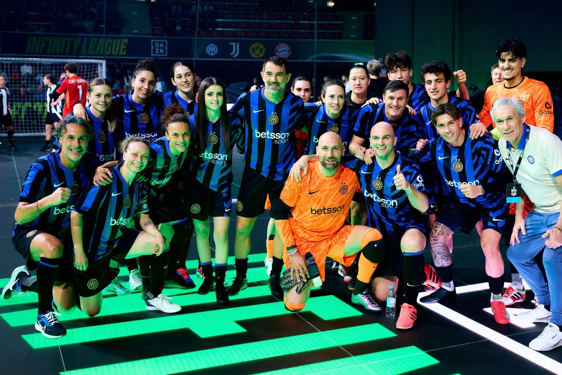  國米元老在慕尼黑參與5vs5足球比賽，薩內(nèi)蒂&坎比亞索參賽并進(jìn)球