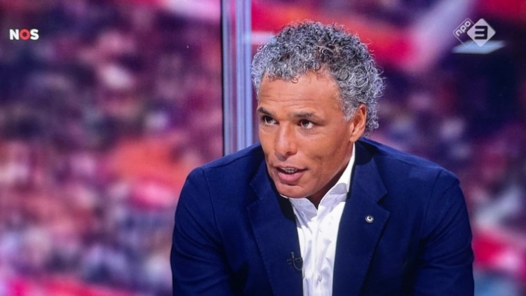  范霍伊東克：荷蘭vs西班牙兩回合堪稱足球里的黃片，真把我看爽了