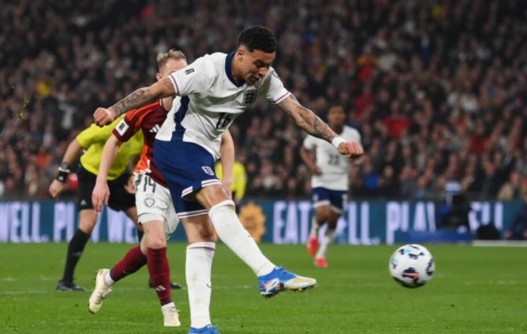  摩根-羅杰斯：對(duì)我今天沒能進(jìn)球有點(diǎn)失望，圖赫爾人很隨和