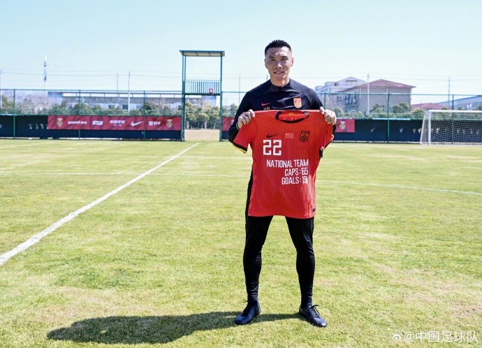  向退役的前國家隊球員于大寶表達感謝、送上祝福