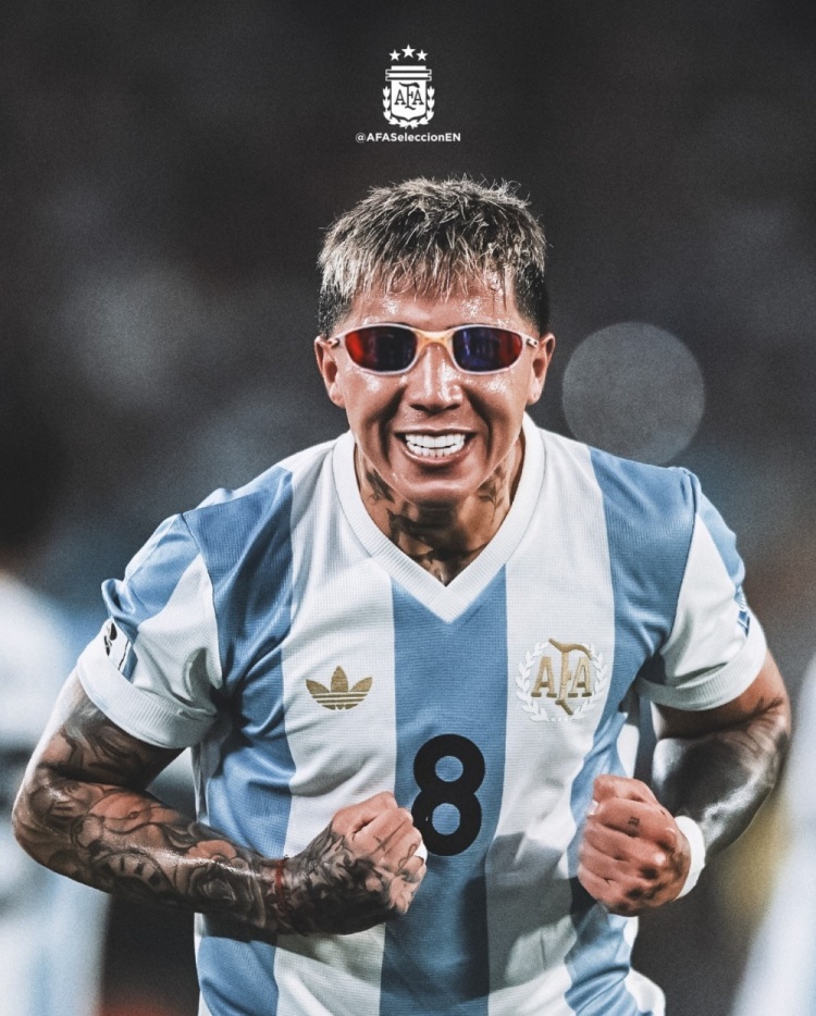  傳射建功！阿根廷隊(duì)社媒為恩佐P上墨鏡