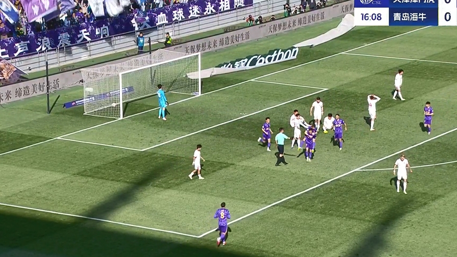  第16分鐘，基萊斯禁區(qū)內(nèi)回做，羅斯推射破門，津門虎1-0海牛