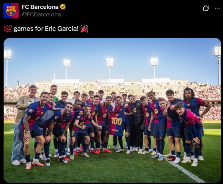  埃里克-加西亞迎巴薩百場(chǎng)里程碑，獲贈(zèng)紀(jì)念球衣&與全隊(duì)合影留念