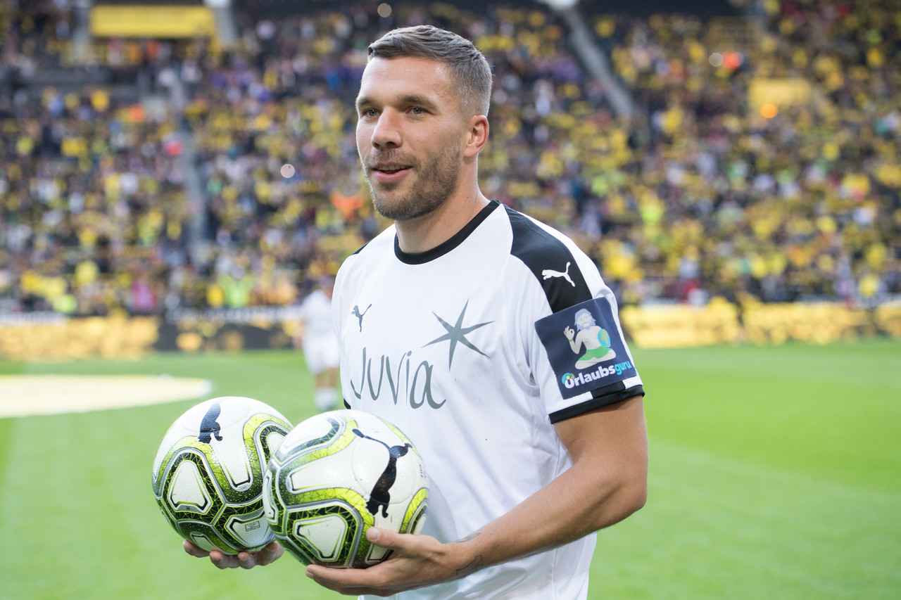  德天空：39歲波多爾斯基正與新東家談判，已達(dá)成口頭協(xié)議