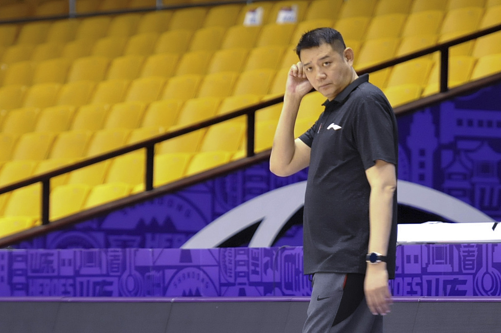  鞏曉彬：現(xiàn)在的年輕球員更多追求華而不實(shí)的動(dòng)作 忽略了基本功