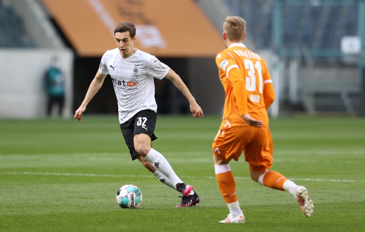  德天空：諾伊豪斯不會加盟貝西克塔斯，先租后買報價已被門興拒絕