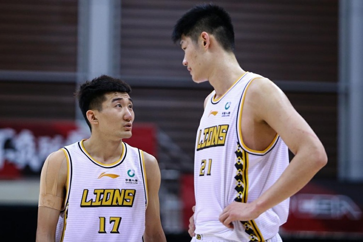  本賽季主場金身告破！張寧上籃絕殺 廣廈12連勝&主場19連勝遭終結(jié)