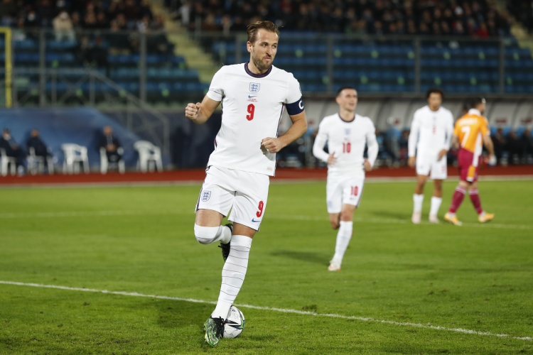  凱恩：對(duì)連勝+零封感到滿意但必須要有耐心，和圖赫爾共事很愉快