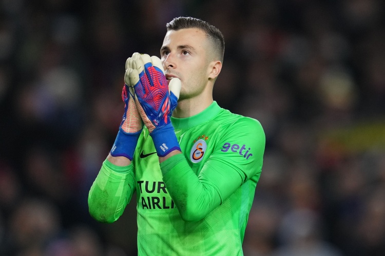  每體：貝蒂斯、塞爾塔和加拉塔薩雷有意26歲巴薩門將佩尼亞