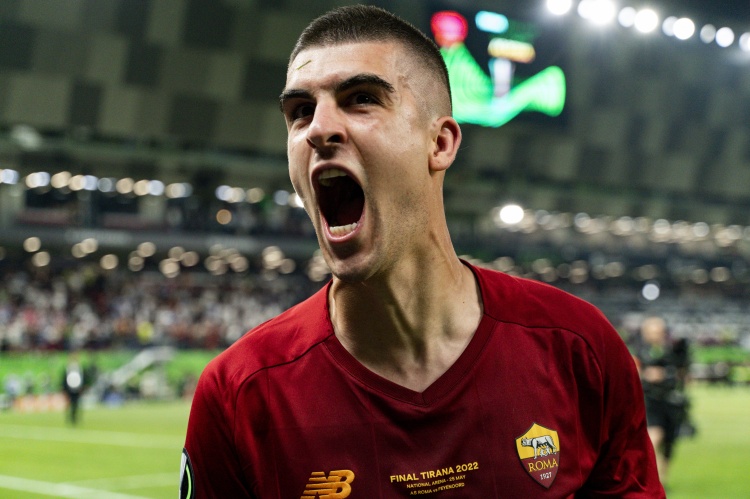  小曼奇尼：拉涅利的到來讓我們更放松，他給羅馬帶來了平靜氛圍