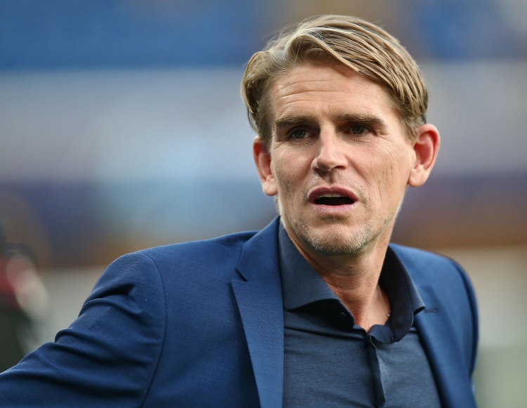  弗洛因德：格雷茨卡背部存在問題被換下，這只是預防措施