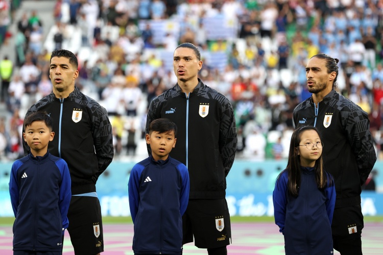  蘇亞雷斯鼓勵(lì)努涅斯：你要永遠(yuǎn)保持積極向上的態(tài)度，繼續(xù)加油