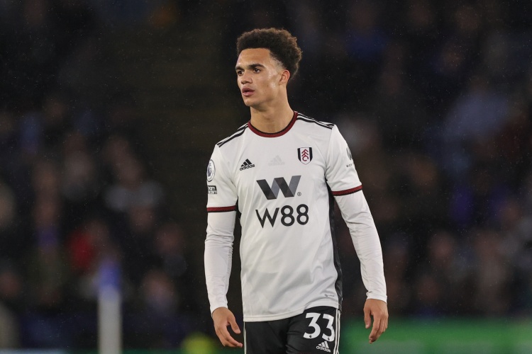  羅賓遜：最難防的是利昂-貝利，我與薩拉赫和薩卡交手表現(xiàn)都很好