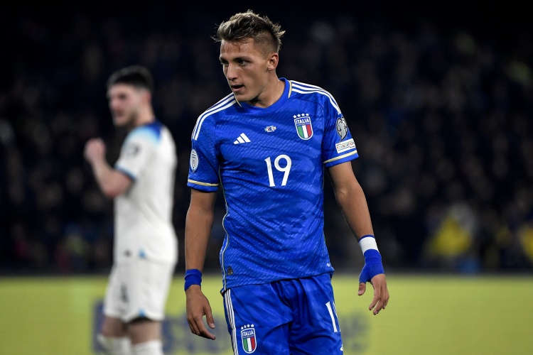  官方：雷特吉右腿肌肉拉傷無(wú)緣戰(zhàn)德國(guó)，已離開(kāi)意大利訓(xùn)練基地